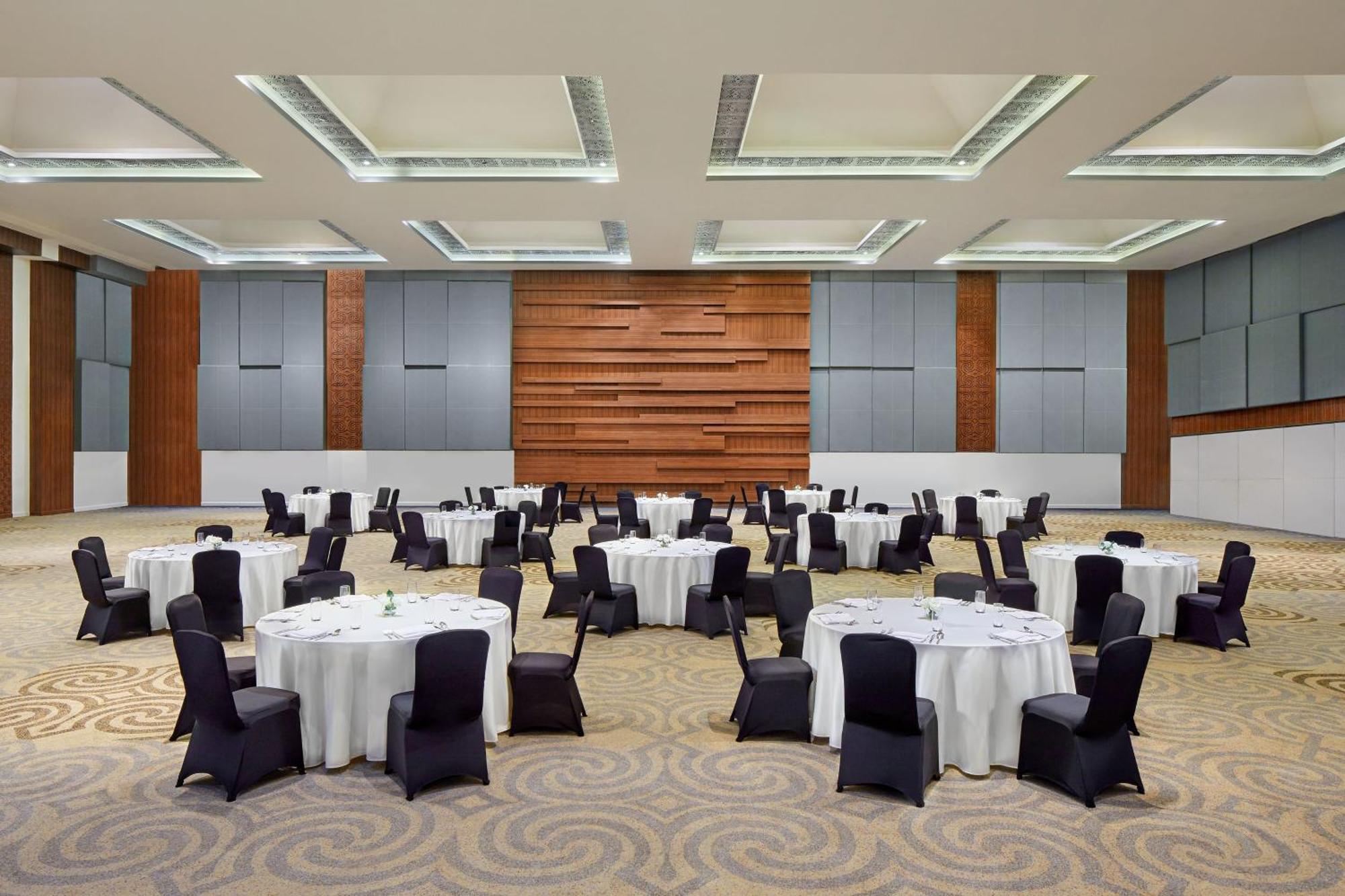 Four Points By Sheraton Makassar Exterior photo